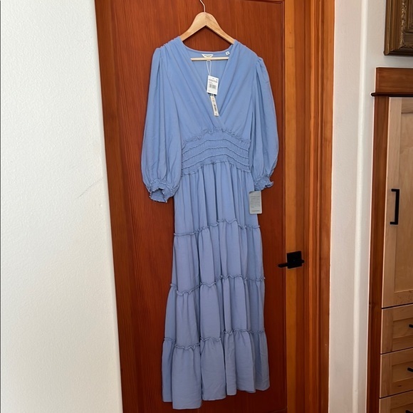 Max Studio Dresses & Skirts - Max Studios London Elegant Periwinkle Blue Maxi Dress